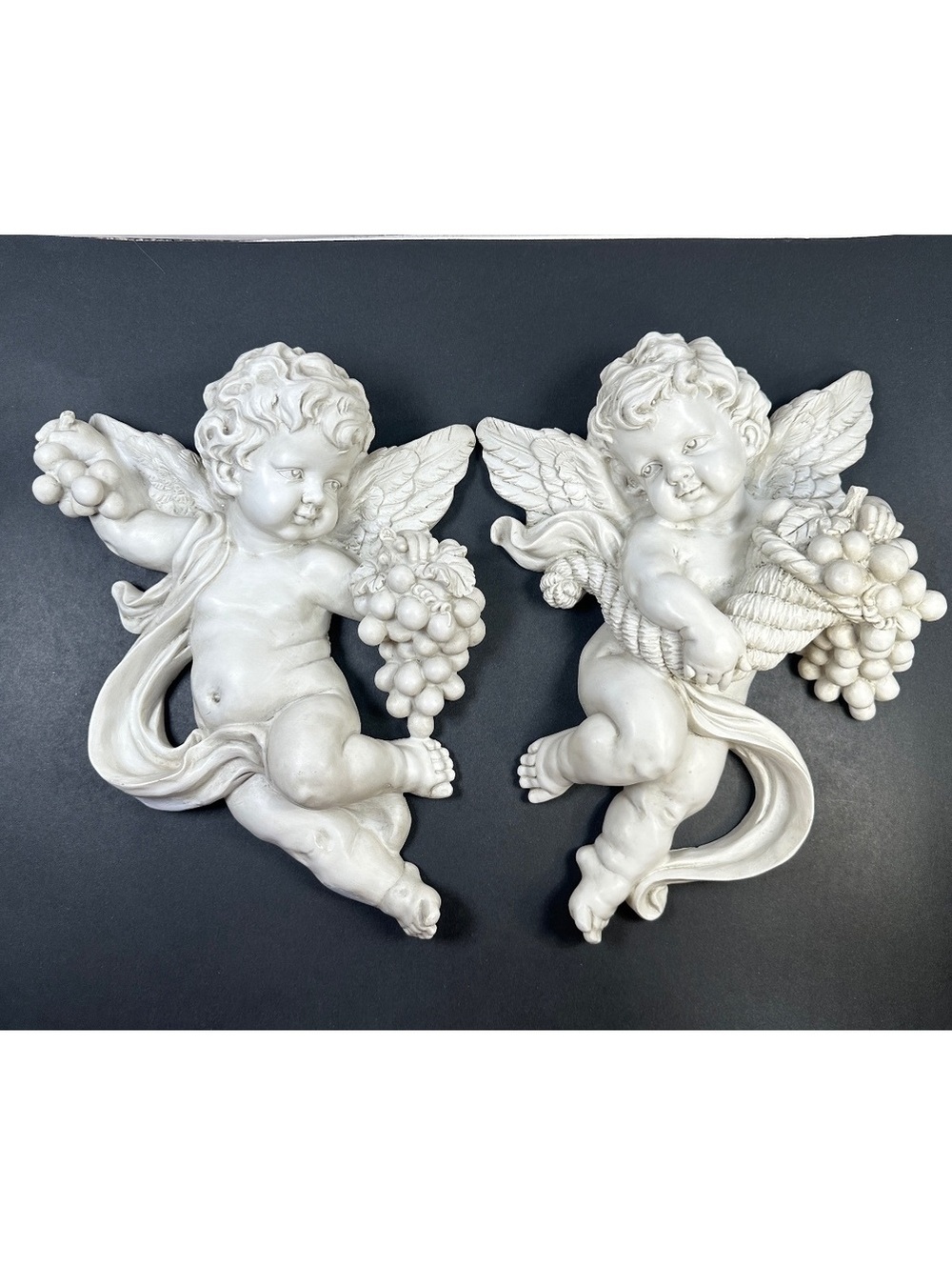 Two Design Toscano Winged Cherubs With Grapes Resin Indoor Outdoor Plaques